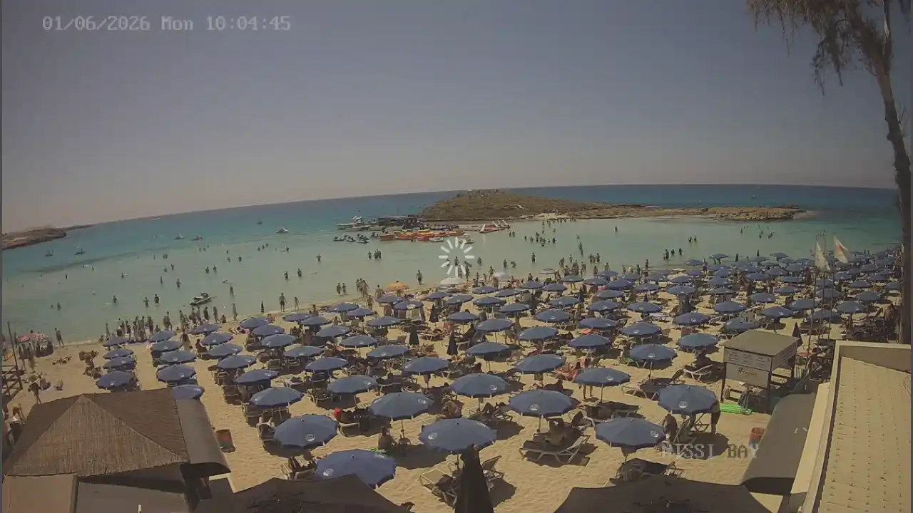 Webcam-Aufnahme aus :city — 1. Juni 2026 09:00