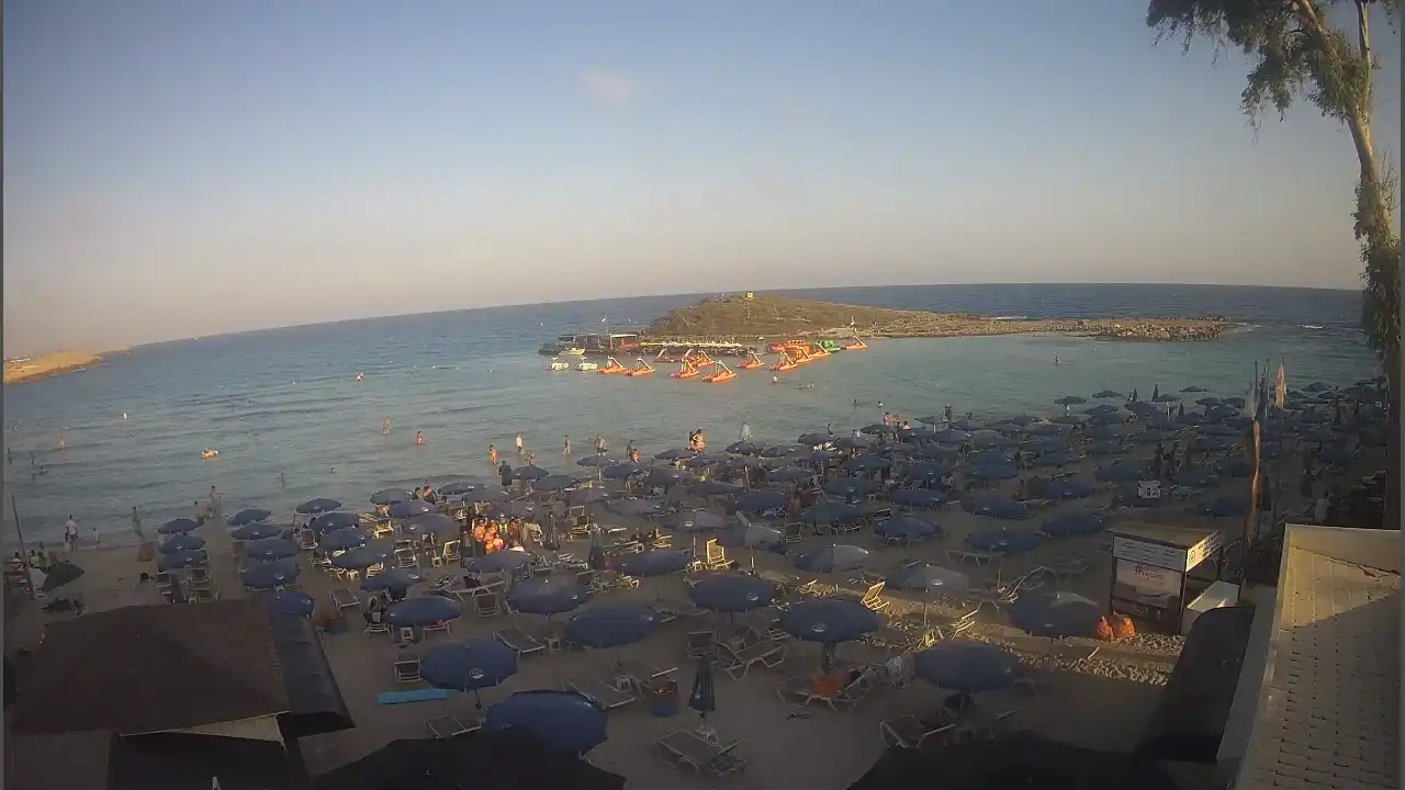 Webcam-Aufnahme aus :city — 18. Juli 2026 16:00