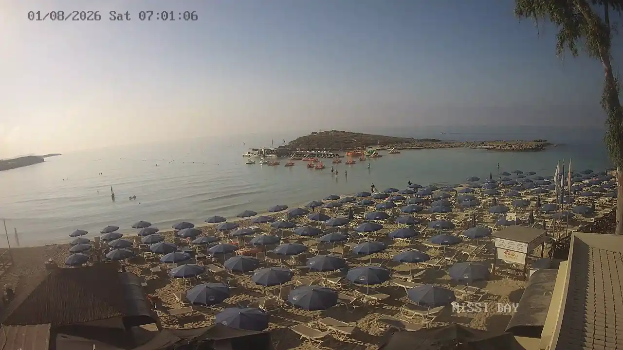 Webcam-Aufnahme aus :city — 1. August 2026 05:00