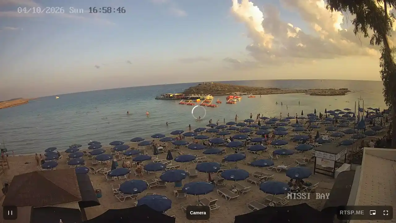 Webcam-Aufnahme aus :city — 4. Oktober 2026 15:00