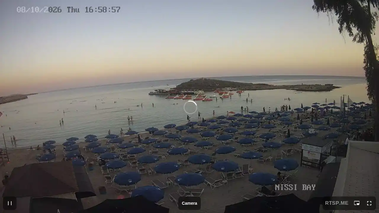 Webcam-Aufnahme aus :city — 8. Oktober 2026 15:00